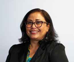 Norma Chávez-Peterson headshot