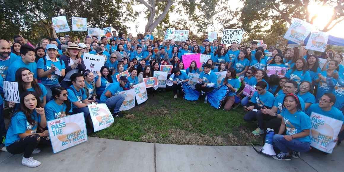 A big group photo of Dream Act supporters at a rally in north county San Diego